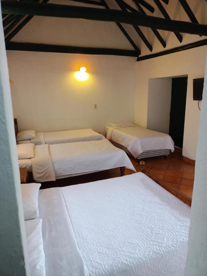 Hospederia La Roca Plaza Principal Bed & Breakfast Boyaca Exterior photo